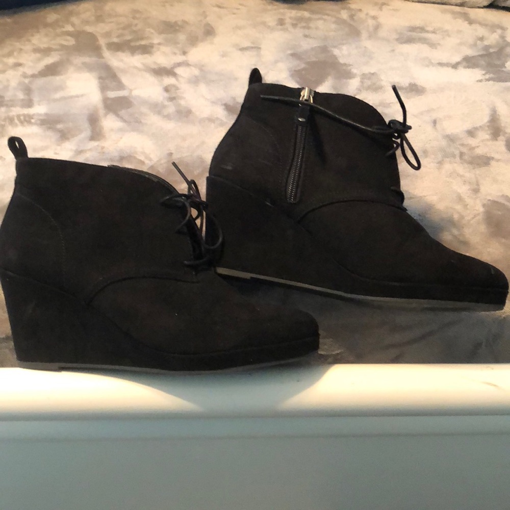 Size 11 wedge boots